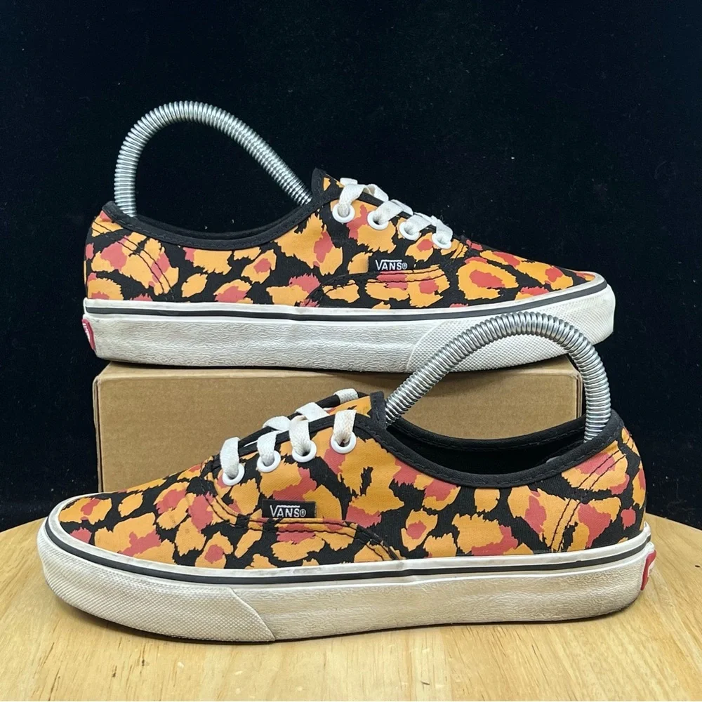Vans Classic Lace Up Orange/Black Animal Print Women’s Size 6.5 - Picture 1 of 10